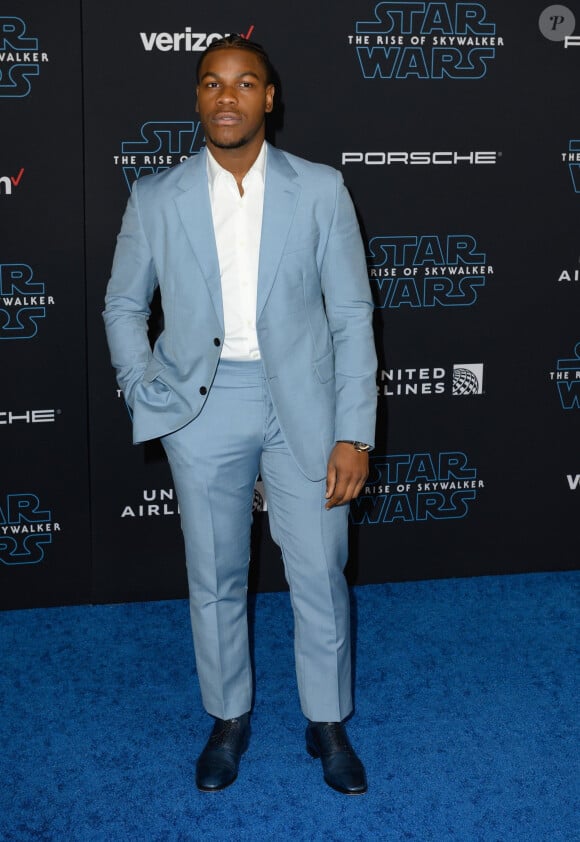 John Boyega assistent à l'avant-première de Star Wars: The Rise Of Skywalker au El Capitan Theatre. Hollywood, Los Angeles, le 16 décembre 2019.