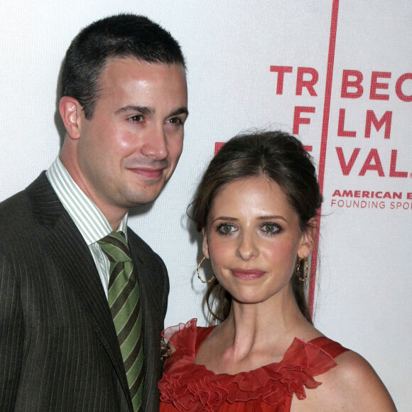 Sarah Michelle Gellar et Freddie Prinze Jr. à la première du film "Suburban Girl". New York. Le 27 avril 2007. @Carvalho/Startraks/ABACAPRESS.COM