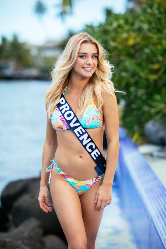 Miss Provence, Lou Ruat, lors du voyage Miss France 2020, à Tahiti, en novembre 2019.