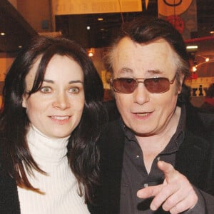 Alain Barriere et sa fille Guénaëlle posent au Salon du livre de Paris. Le 17 mars 2006. @Bruno Klein/ABACAPRESS.COM