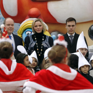 Camille Gottlieb, le prince Albert II de Monaco, la princesse Charlène, Louis Ducruet lors de la remise de cadeaux de Noël aux enfants monégasques au palais à Monaco le 18 décembre 2019. © Claudia Albuquerque / Bestimage