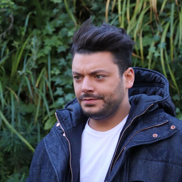 Kev Adams - Arrivées des people à l'enregistrement de l'émission "Vivement Dimanche" au studio Gabriel à Paris le 13 novembre 2019.