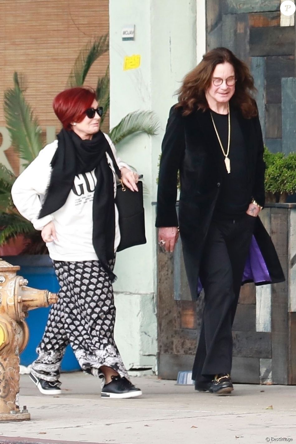 Exclusif - Ozzy et sa femme Sharon Osbourne sont allés faire du shopping chez American Rag à Los Angeles, le 18 novembre 2018