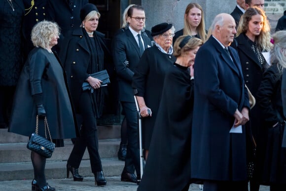 La princesse Laurentien des Pays-Bas et le prince Daniel de Suède à la sortie des obsèques d'Ari Behn, le 3 janvier 2020. Ecrivain, artiste visuel et ex-époux de la princesse Märtha Louise de Norvège, mère de leurs trois filles, Ari Behn s'est donné la mort au moment de Noël.