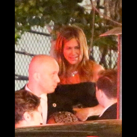 Jennifer Aniston quitte la même soirée où était Brad Pitt à la Sunset Towers de Los Angeles en marge des Golden Globe le 5 janvier 2020