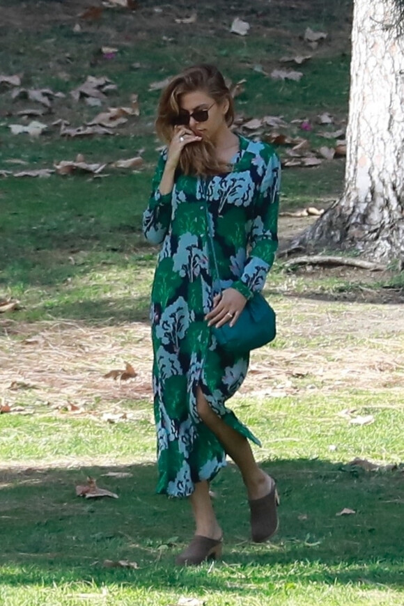 Exclusif - Eva Mendes se rend à une fête d'anniversaire de ses enfants à Glendale le 4 janvier 2020.