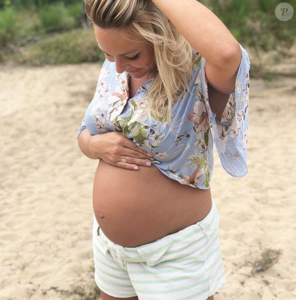 Cindy, candidate de "Koh-Lanta 2019" est enceinte de son premier enfant. Octobre 2019.