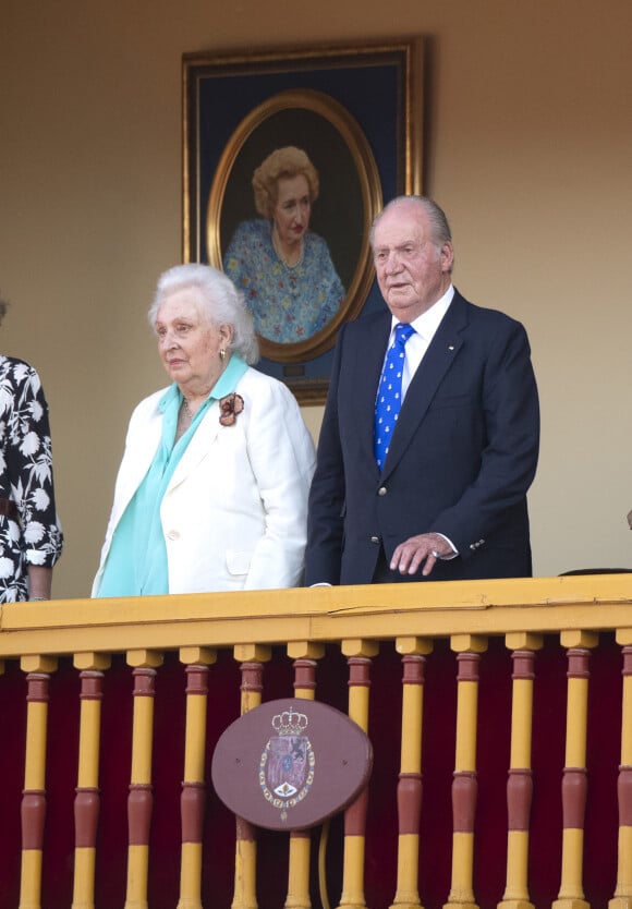 Maria del Pilar de Bourbon, son frère le roi Juan Carlos Ier d'Espagne - Le roi Juan Carlos d'Espagne assiste à un hommage taurin rendu à sa mère Maria de las Mercedes de Bourbon, aux Arènes d'Aranjuez à Madrid en Espagne le 2 juin 2019.