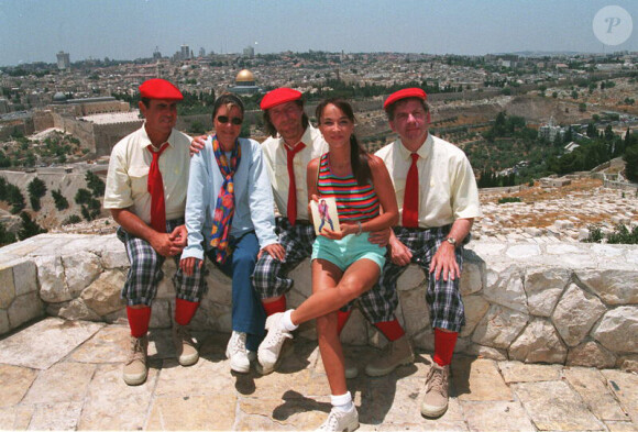 Patrick Simpon-Jones au sein de l'équipe de Dorothée