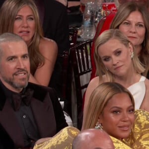 Jennifer Aniston, Reese Witherspoon lors de la 77ème cérémonie annuelle des Golden Globe Awards à l'hôtel Beverly Hilton à Los Angeles, Californie, Etats-Unis, le 5 janvier 2020.