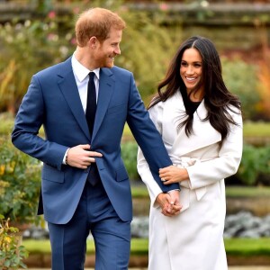 Meghan Markle et le Prince Harry renoncent à leur statut de membres de premier rang de la famille royale britannique le 9 janvier 2020.