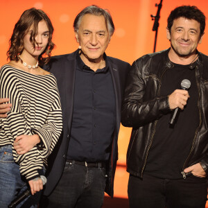 Exclusif - Richard Berry entouré de sa petite fille Elise Petit et Patrick Bruel - Surprises - Enregistrement de l'émission "La Chanson secrète 4", qui sera diffusée le 4 janvier 2020 sur TF1, à Paris. Le 17 décembre 2019 © Gaffiot-Perusseau / Bestimage