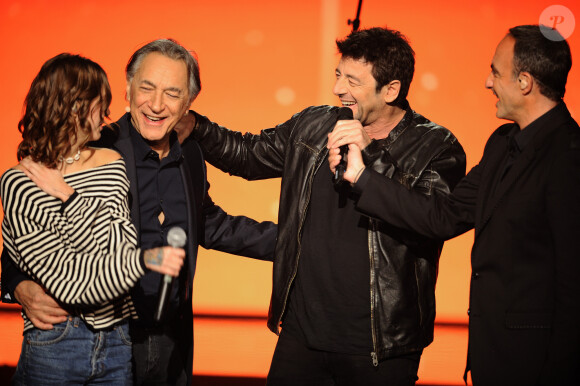 Exclusif - Richard Berry entouré par sa petite fille Elise Petit, Patrick Bruel et Nikos Aliagas - Surprises - Enregistrement de l'émission "La Chanson secrète 4", qui sera diffusée le 4 janvier 2020 sur TF1, à Paris. Le 17 décembre 2019 © Gaffiot-Perusseau / Bestimage
