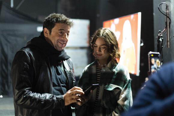 Exclusif - Patrick Bruel et Elise Petit (petite fille de Richard Berry) - Surprises - Backstage de l'enregistrement de l'émission "La Chanson secrète 5", qui sera diffusée le 11 janvier 2020 sur TF1, à Paris. Le 17 décembre 2019 © Gaffiot-Perusseau / Bestimage
