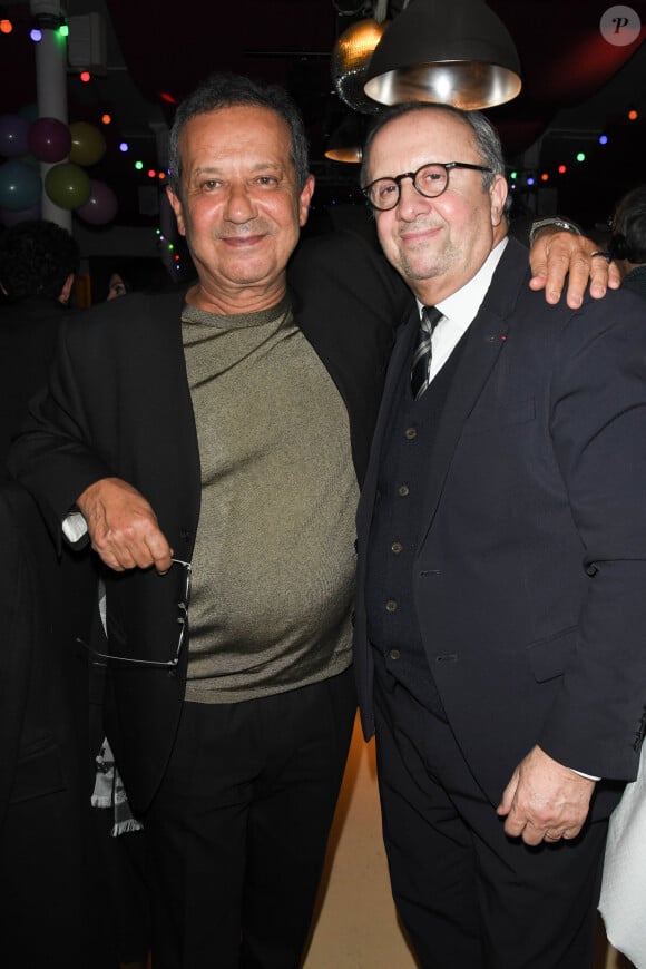 Exclusif - Docteur Levy (à droite) - Régine fête ses 90 ans à La Chope des Puces à Saint-Ouen. Le 10 Janvier 2020 © Guirec Coadic / Bestimage