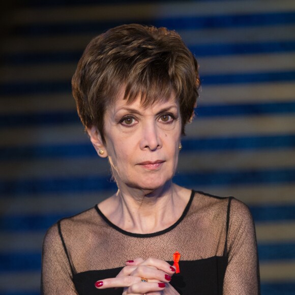Catherine Laborde - Backstage de l'enregistrement de l'émission "La télé chante pour le Sidaction" aux Folies Bergère à Paris, le 11 mars 2015.