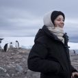 Marion Cotillard en visite sur l'île de la Trinité en Antarctique en janvier 2020 avec Greenpeace pour observer les pingouins et les baleines. Photo : Abbie Trayler-Smith/Greenpeace via ABACAPRESS.COM