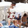 Exclusif - Lady Kitty Spencer, nièce de la princesse Diana, et son compagnon Michael Lewis font un petit tour au Club 55 à Saint-Tropez le 20 août 2019. © Jacovides / Moreau / Bestimage
