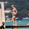 Exclusif - Lady Kitty Spencer, nièce de la princesse Diana, et son compagnon Michael Lewis font un petit tour au Club 55 à Saint-Tropez le 20 août 2019. © Jacovides / Moreau / Bestimage