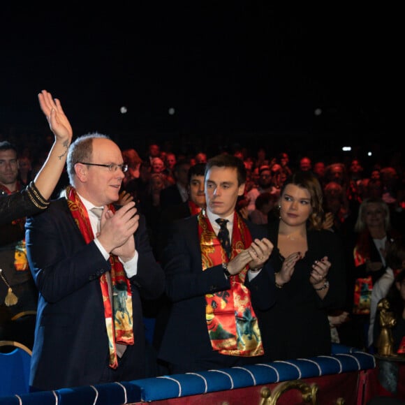 Pauline Ducruet, la princesse Stéphanie de Monaco, le prince Albert II de Monaco, Louis Ducruet et Camille Gottlieb - Soirée de Gala du 44ème Festival International du Cirque de Monte-Carlo à Monaco le 21 janvier 2020. Le Festival se déroule sous le chapiteau de Fontvieille du 16 au 26 janvier 2020. © Olivier Huitel / Pool Monaco / Bestimag