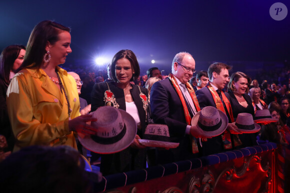 Pauline Ducruet, la princesse Stéphanie de Monaco, le prince Albert II de Monaco, Louis Ducruet et Camille Gottlieb - Soirée de Gala du 44ème Festival International du Cirque de Monte-Carlo à Monaco le 21 janvier 2020. Le Festival se déroule sous le chapiteau de Fontvieille du 16 au 26 janvier 2020. © Olivier Huitel / Pool Monaco / Bestimage