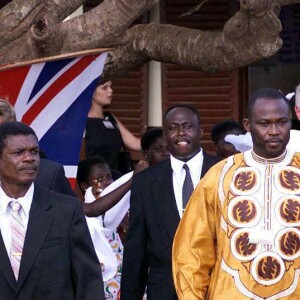 La reine Elizabeth en voyage au Ghana en 1999.