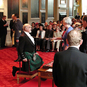 La reine Elizabeth et Sir Sean Connery en Ecosse, en 2000.