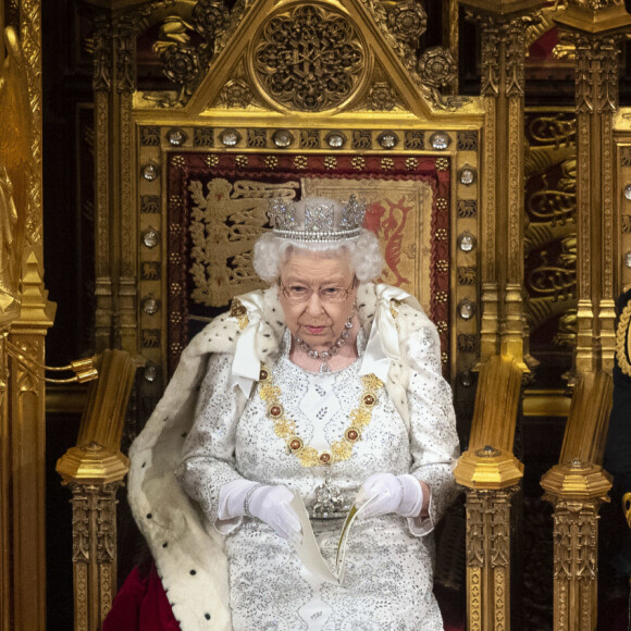 La reine Elizabeth II d'Angleterre et le prince Charles - La famille royale d'Angleterre lors de l'ouverture du Parlement au palais de Westminster à Londres. Le 14 octobre 2019