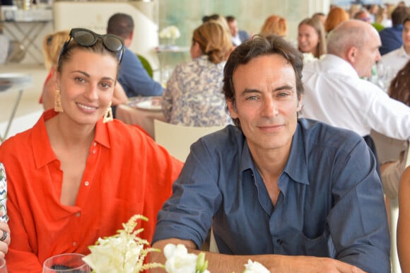 Anthony Delon et la comédienne Sveva Alviti lors du Longines Paris Eiffel Jumping au Champ de Mars à Paris, le 7 juillet 2019. © Veeren Ramsamy/Bestimage