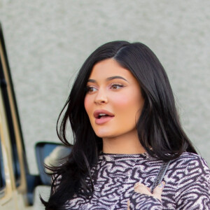 Exclusif - Kylie Jenner se promène à Los Angeles, le 16 janvier 2020.