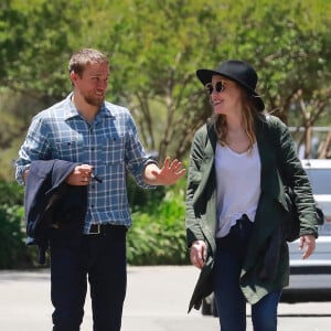Exclusif - Charlie Hunnam et sa compagne Morgana McNelis sont allés à une fête d'anniversaire privée au Griffith Park à Los Angeles, le 24 juin 2018