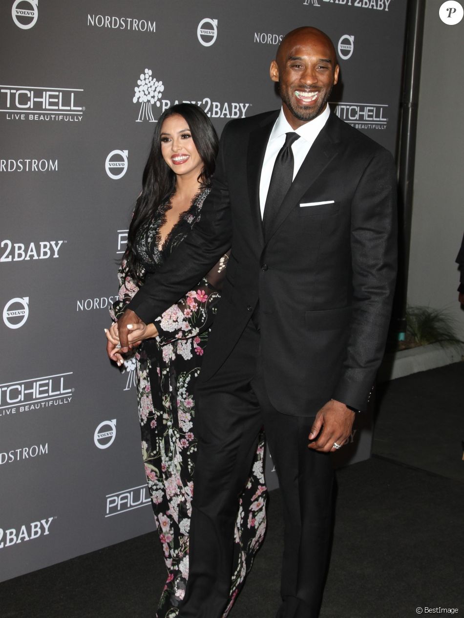 Kobe Bryant Et Sa Femme Vanessa Laine Bryant Les Célébrités Posent Lors Du Photocall De La 1988