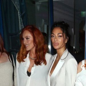 Carmit Bachar, Ashley Roberts, Nicole Scherzinger, Jessica Sutta, Kimberly Wyatt (du groupe Pussycat Dolls) à la sortie du restaurant "Bagatelle" à Londres, le 30 janvier 2020.