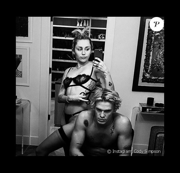 Miley Cyrus et Cody Simpson. Janvier 2020.