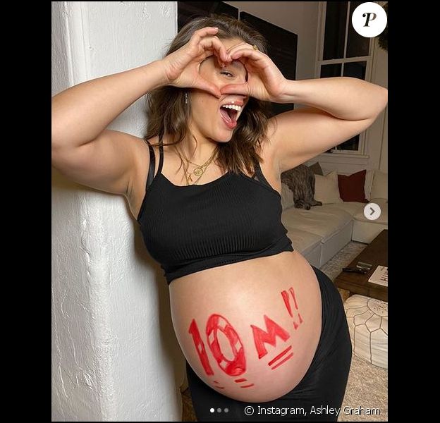 Ashley Graham Le Mannequin Publie Les Premieres Photos De Son Fils Purepeople
