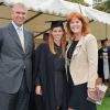 Le prince Andrew, Sarah Ferguson et leur fille la princesse Beatrice d'York lors de sa remise de diplôme au lycée Goldsmiths de Londres en 2011. 
