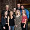 Sarah Michelle Gellar, Alyson Hannigan, Nicholas Brendon, Anthony Stewart Head, Amber Benson, Emma Caulfied, James Marsters et Michelle Trachtenberg - Le casting de "Buffy contre les vampires" en 2000.