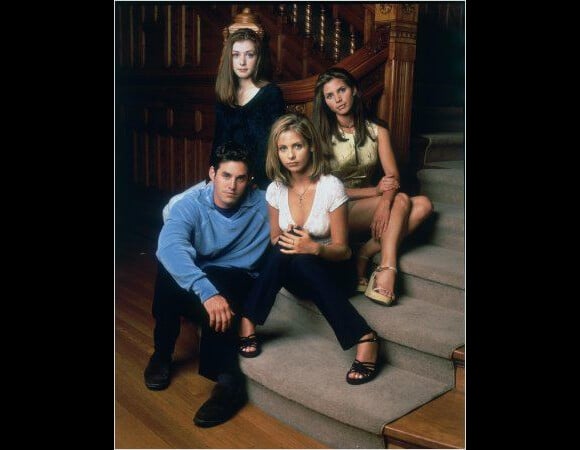 Sarah Michelle Gellar, Alyson Hannigan, Nicholas Brendon et Charisma Carpenter - Le casting de "Buffy contre les vampires" en 1998.