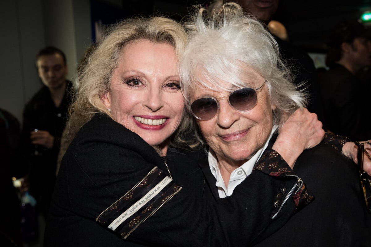 Photo : Exclusif - Véronique Sanson, Catherine Lara - People au Palais des  Sports lors du concert de Véronique Sanson pour son 70ème anniversaire à  Paris le 24 avril 2019. © Cyril Moreau/Bestimage - Purepeople