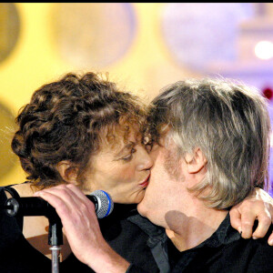 Arno avec Jane Birkin sur le plateau de l'émission Vivement dimanche en 2002.