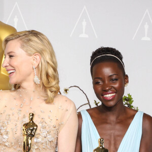 Matthew McConaughey (Oscar du meilleur acteur pour le rôle de Ron Woodroof dans le film "Dallas Buyers Club"), Cate Blanchett (Oscar de la meilleure actrice pour le rôle de Jasmine dans le film "Blue Jasmine"), Lupita Nyong'o (Oscar de la meilleure actrice dans un second rôle pour le rôle de Patsey dans le film "Twelve Years a Slave") et Jared Leto (Oscar du meilleur acteur dans un second rôle pour le rôle de Rayon dans le film Dallas Buyers Club) - Pressroom - 86ème cérémonie des Oscars à Hollywood, le 2 mars 2014.