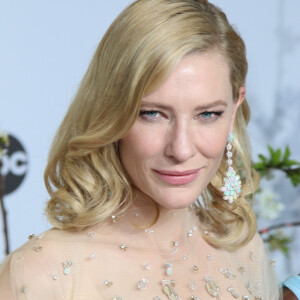 Cate Blanchett, Oscar de la meilleure actrice pour le rôle de Jasmine dans le film "Blue Jasmine", habillée en Armani Privé et bijoux Chopard - 86ème cérémonie des Oscars à Hollywood, le 2 mars 2014.