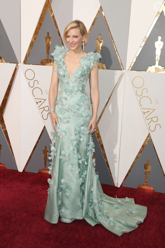 Cate Blanchett - Photocall de la 88ème cérémonie des Oscars au Dolby Theatre à Hollywood. Le 28 février 2016.