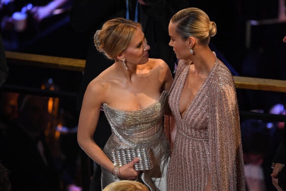 Scarlett Johansson, Brie Larson lors de 92ème cérémonie des Oscars 2020 à Los Angeles, Californie, Etats-Unis, le 9 février 2020.