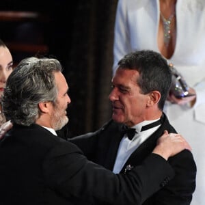 Joaquin Phoenix, Rooney Mara et Antonio Banderas assistent à la 92ème cérémonie des Oscars au Dolby Theatre. Los Angeles, le 9 février 2020.