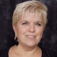 Cinq infos à savoir sur Mimie Mathy.