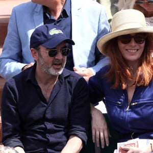 Bruno Solo et sa femme Véronique dans les tribunes lors des internationaux de France de Roland Garros à Paris, le 31 mai 2017. © Dominique Jacovides - Cyril Moreau/ Bestimage