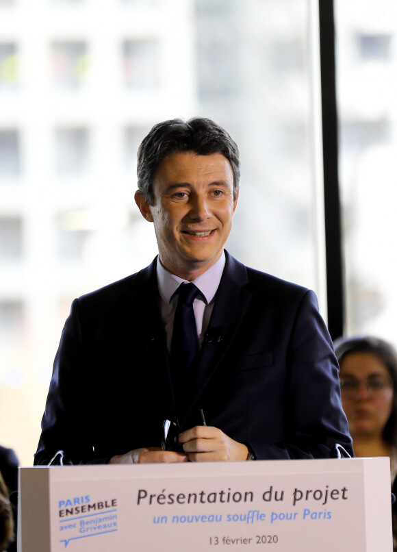 Benjamin Griveaux - Benjamin Griveaux, candidat LREM à la mairie de Paris, dévoile son programme "Un nouveau souffle pour Paris" depuis le quartier des Batignolles (17ème arrondissement) le 13 février 2020. © Dominique Jacovides / Bestimage