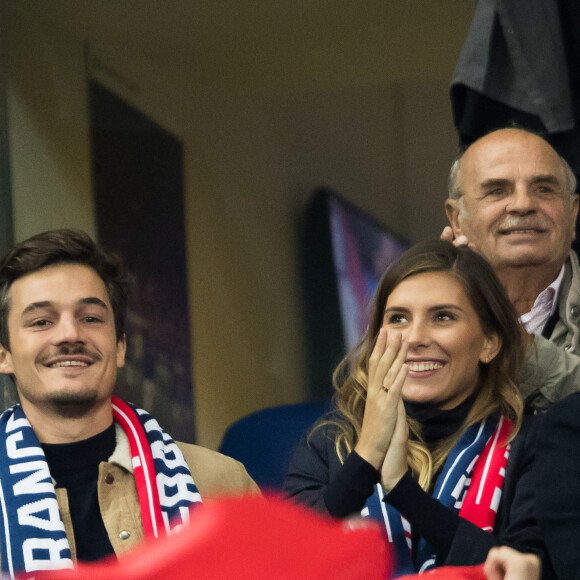 Camille Cerf (Miss France 2015) et son compagnon Cyrille dans les tribunes lors du match de qualification pour l'Euro2020 "France - Turquie (1-1)" au Stade de France. Saint-Denis, le 14 octobre 2019. © Cyril Moreau/Bestimage