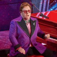 Elton John atteint d'une pneumonie : il quitte la scène en plein concert